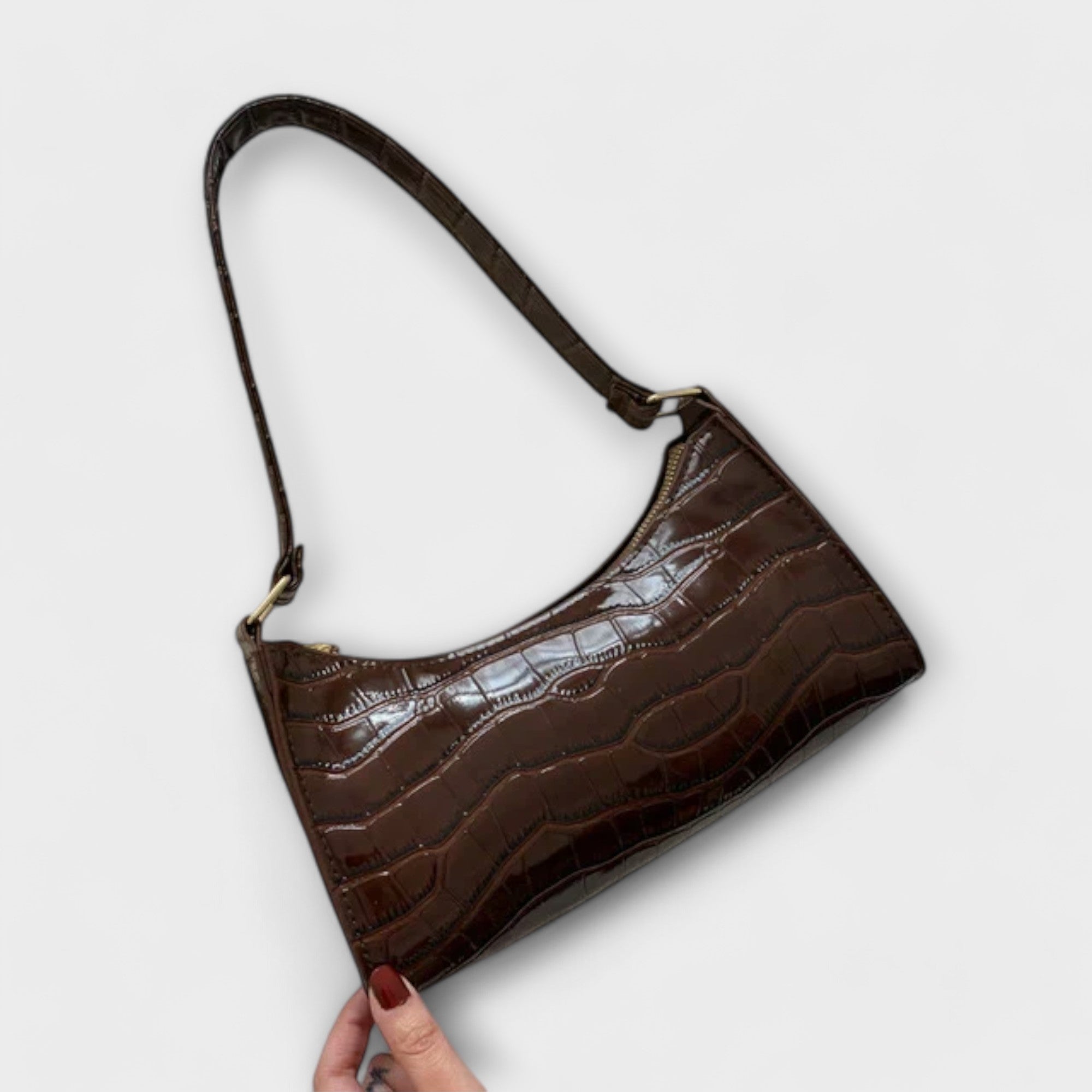 Bolsa de cuero brillante