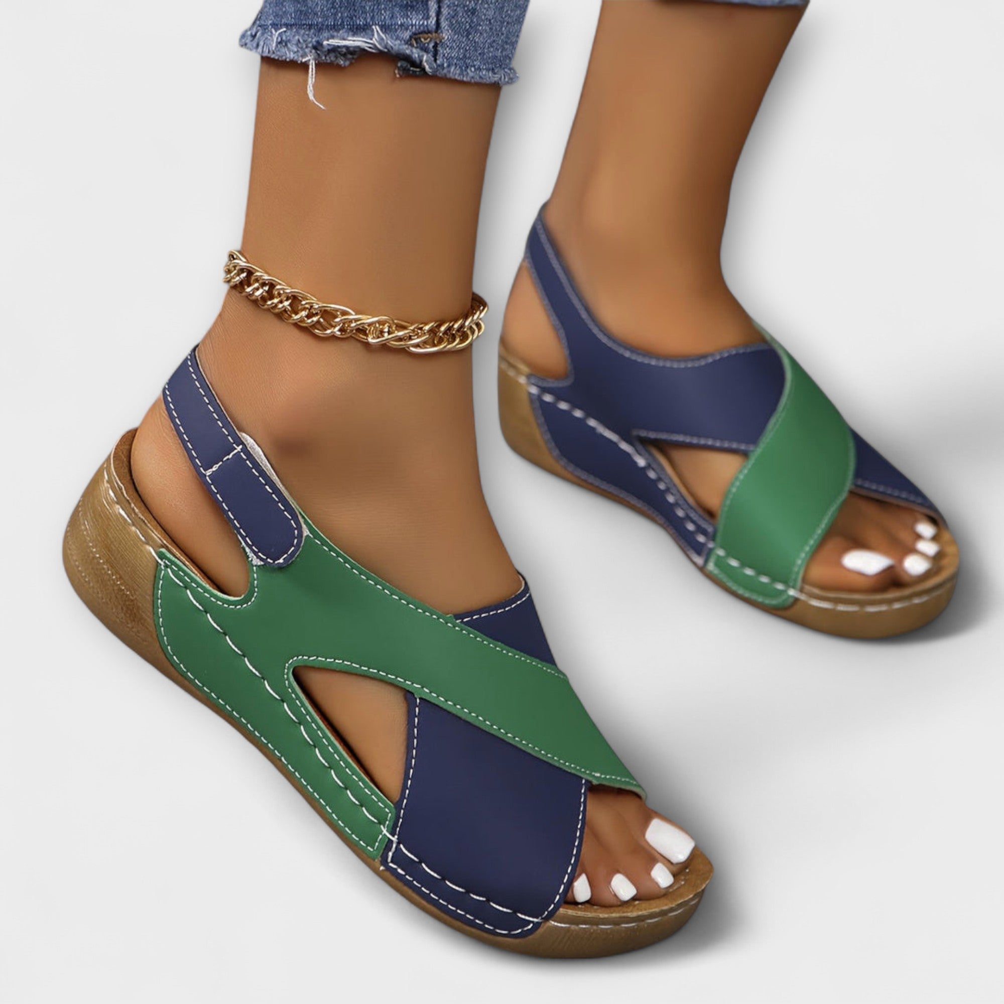 Aby - Sandalias de senderismo y transpirables para mujeres