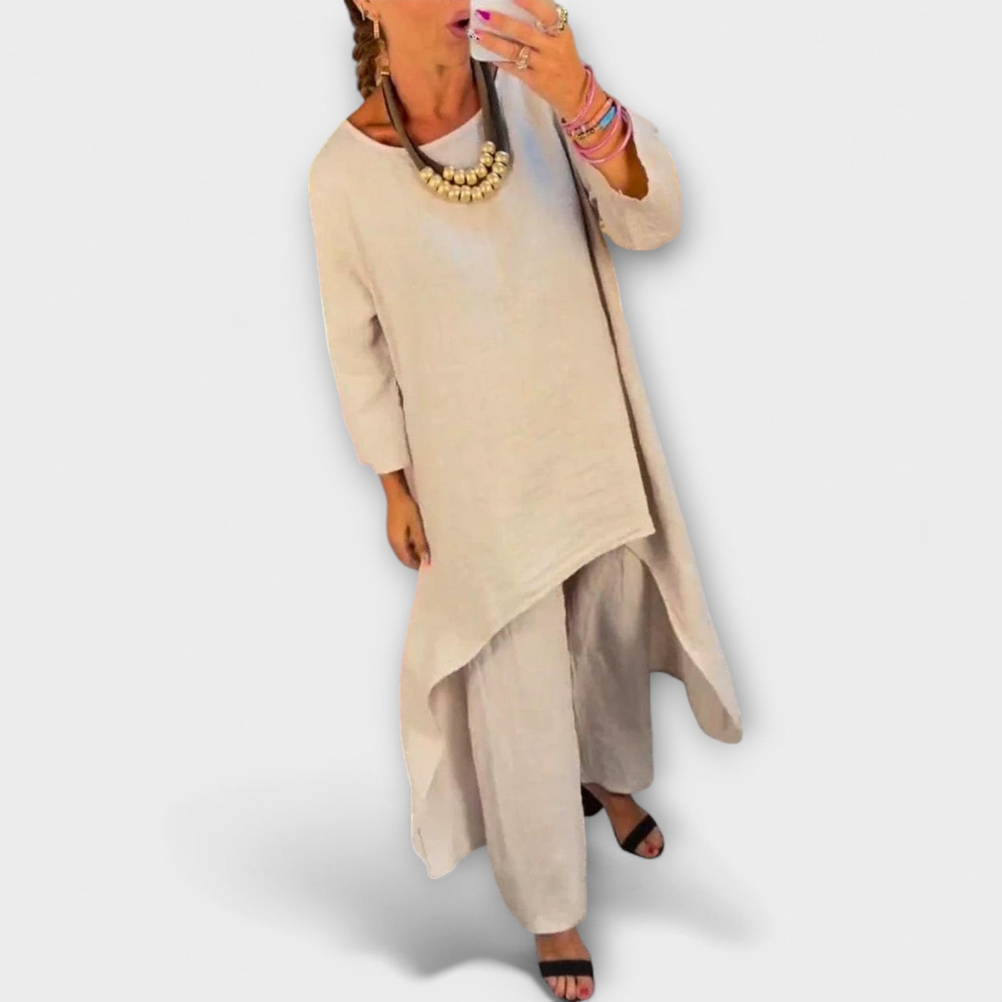 Tabea - Traje de lino con cuello redondo