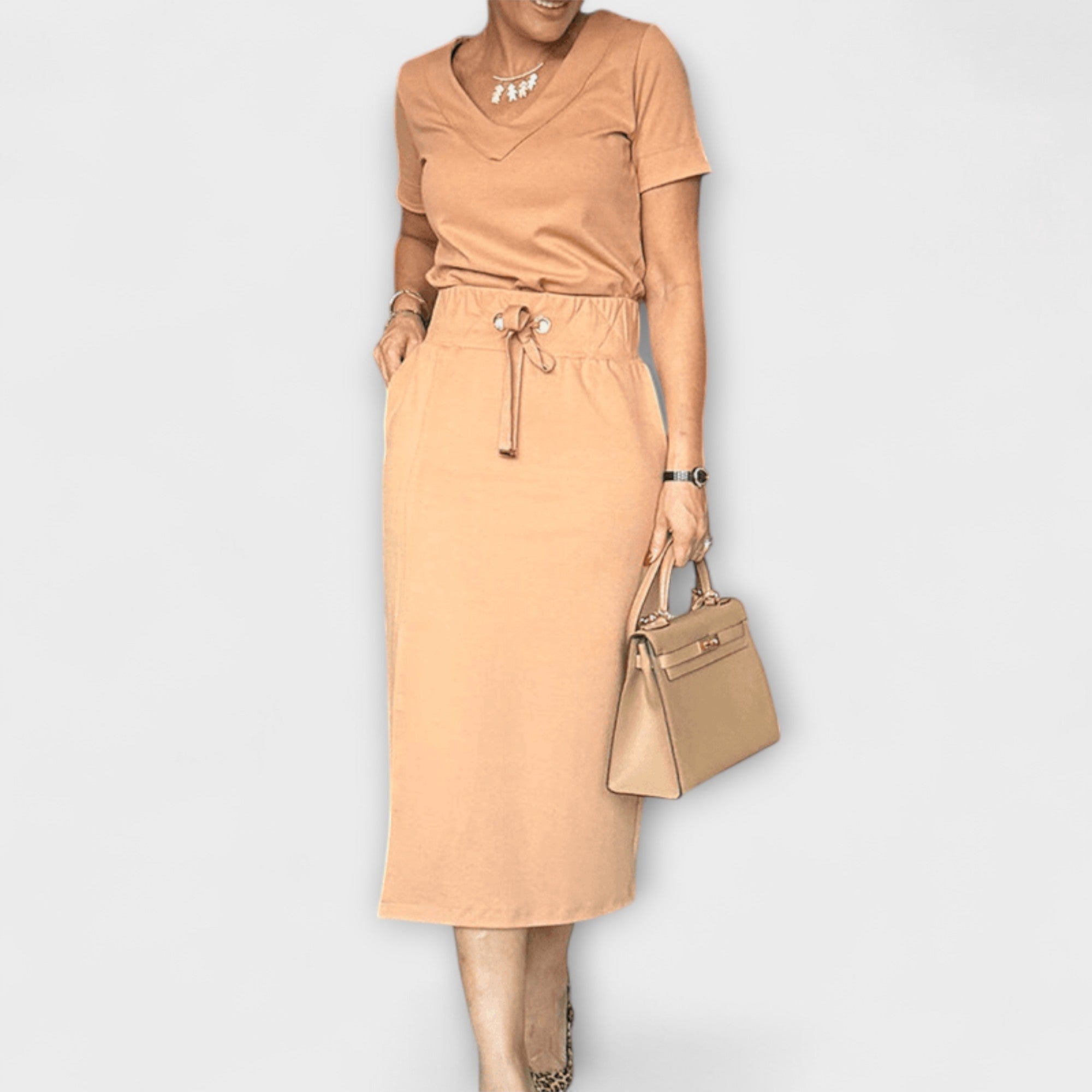 Danielle - Elegante Top con V-Ausschnitt y Falda