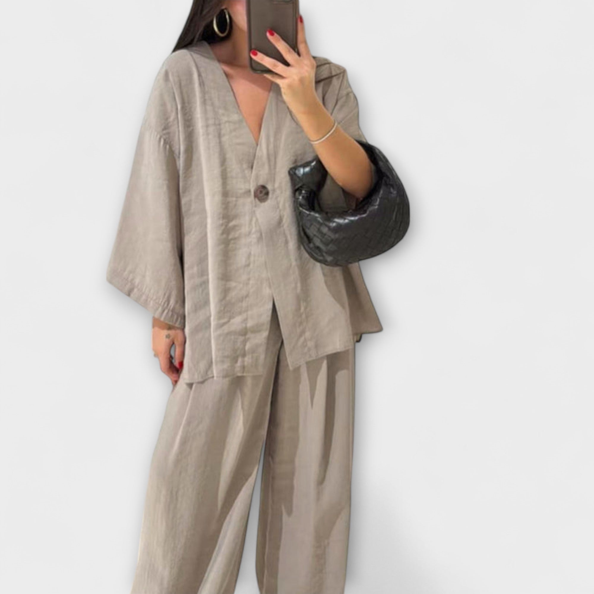 Jacqueline - Conjunto Casual con Top de Escote en V y Pantalones