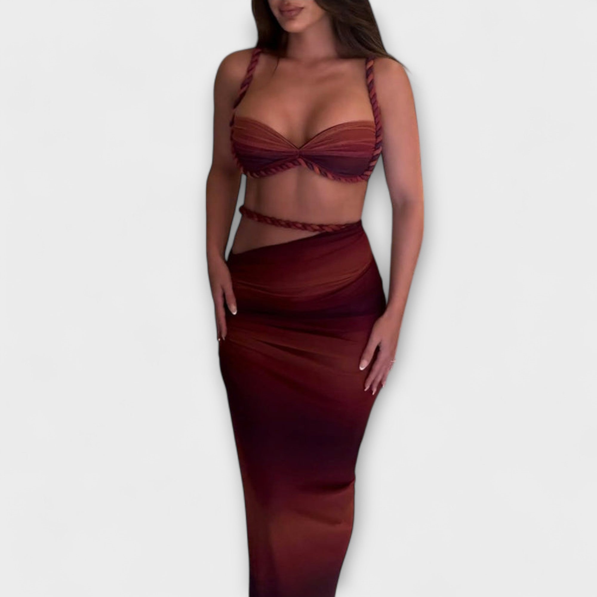 Jane - Elegante Top Corto con Trenzado en Degradé y Dúo de Falda