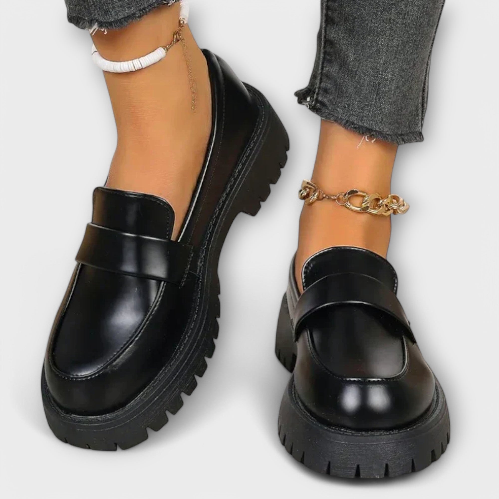 Mocasines para damas con diseño y cuñas de satén
