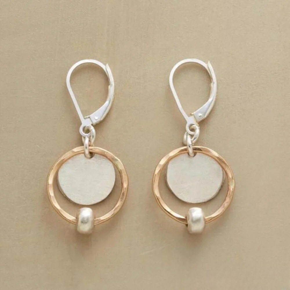 Pendientes vintage de perlas con chapado en oro y plata