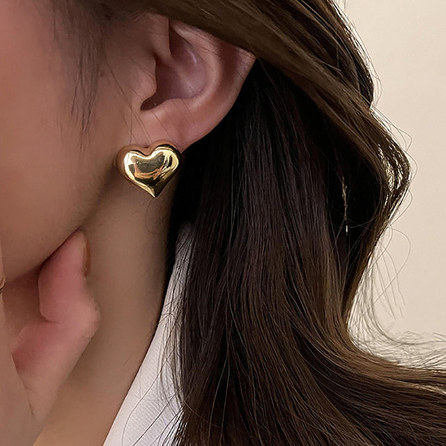 Pendientes de corazón elegantes