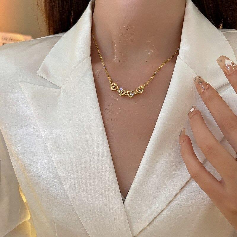 Collar de trébol de cuatro hojas