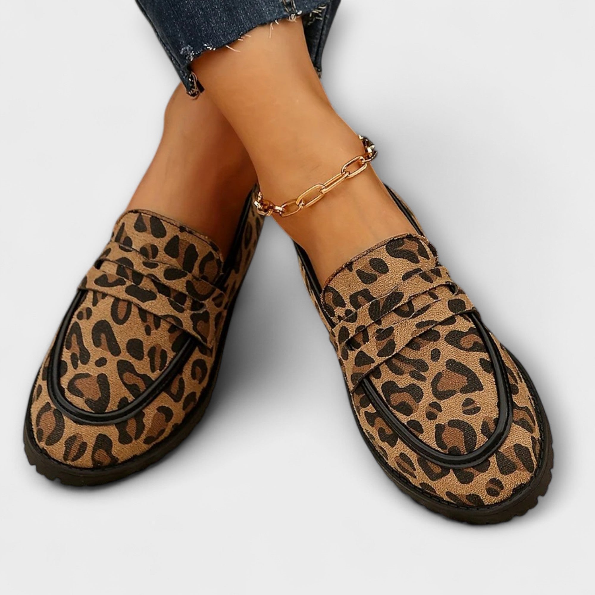 Mireille – Mocasines Casual de Ante Sintético con Estampado de Leopardo