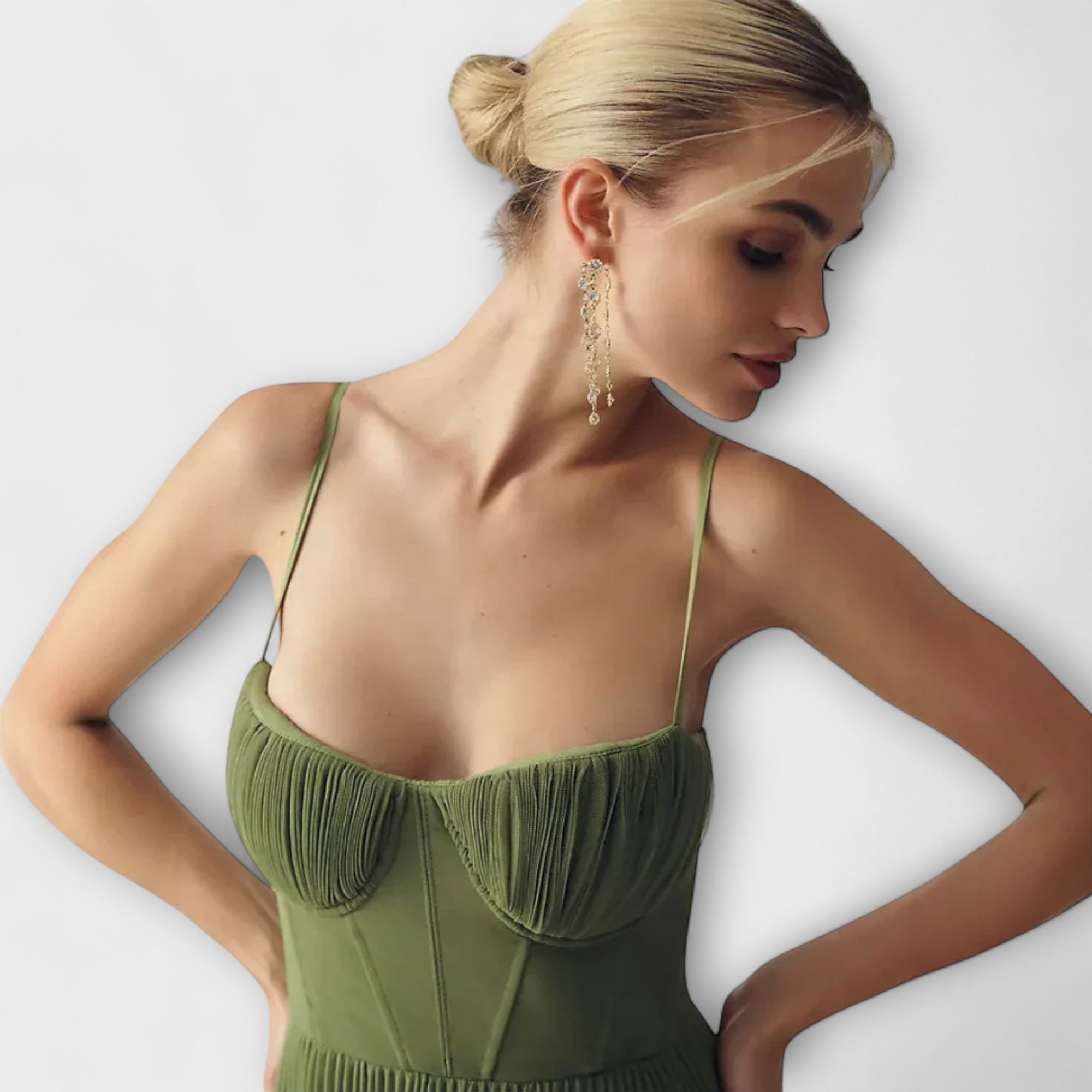 Lucrezia - Vestido elegante con encanto